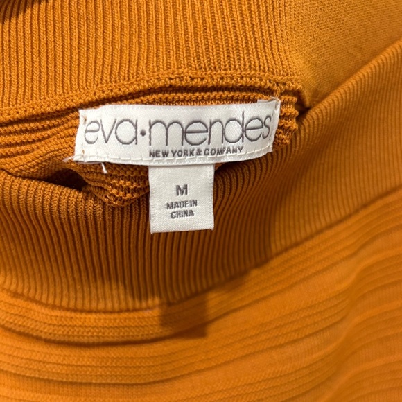 New York & Company Eva Mendes skirt size medium - Picture 3 of 5